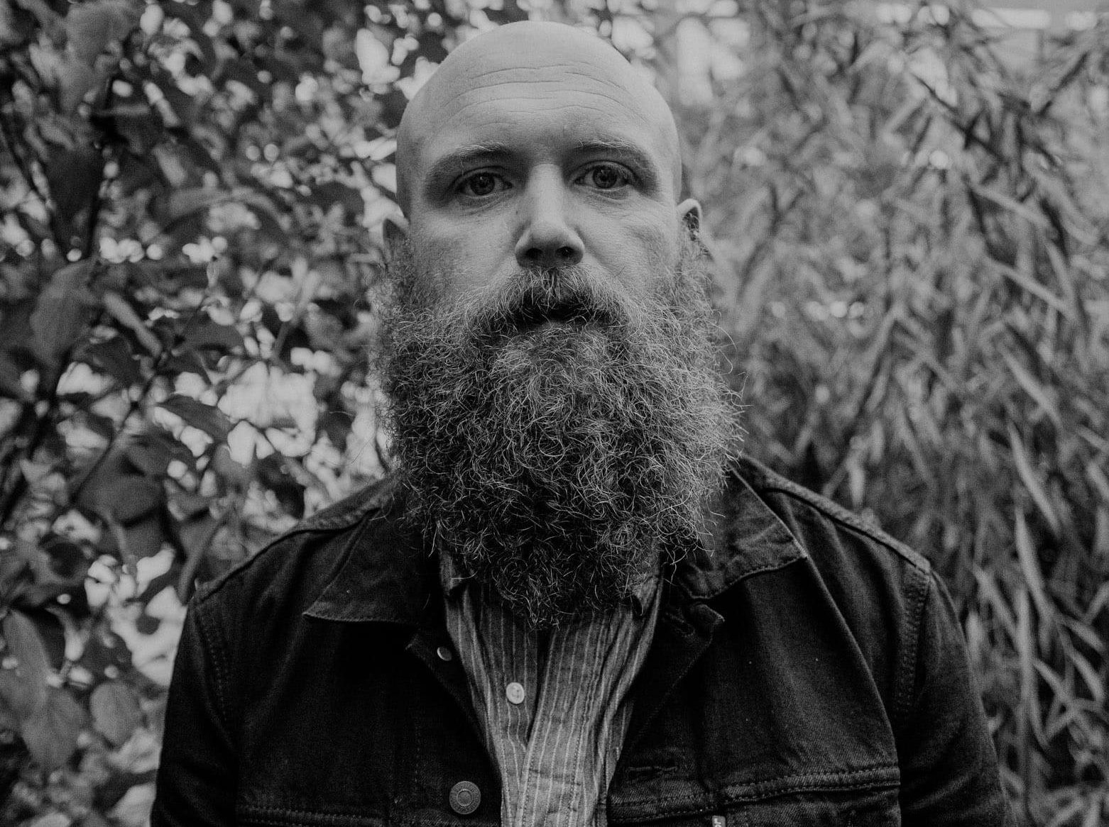 dev 2 - OUTsiders webzine